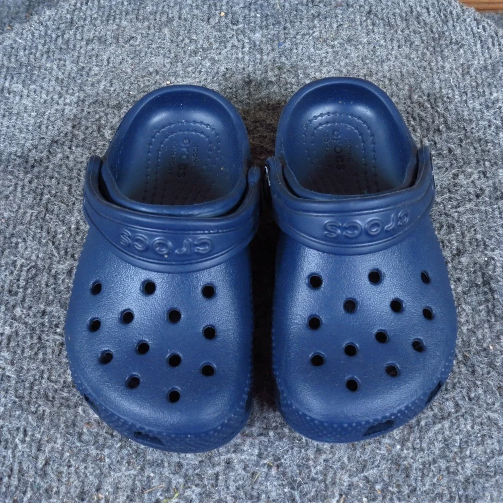 Crocs Classic Clog Baby Unisex Shoes Size 7C Water Friendly Play Navy Blue